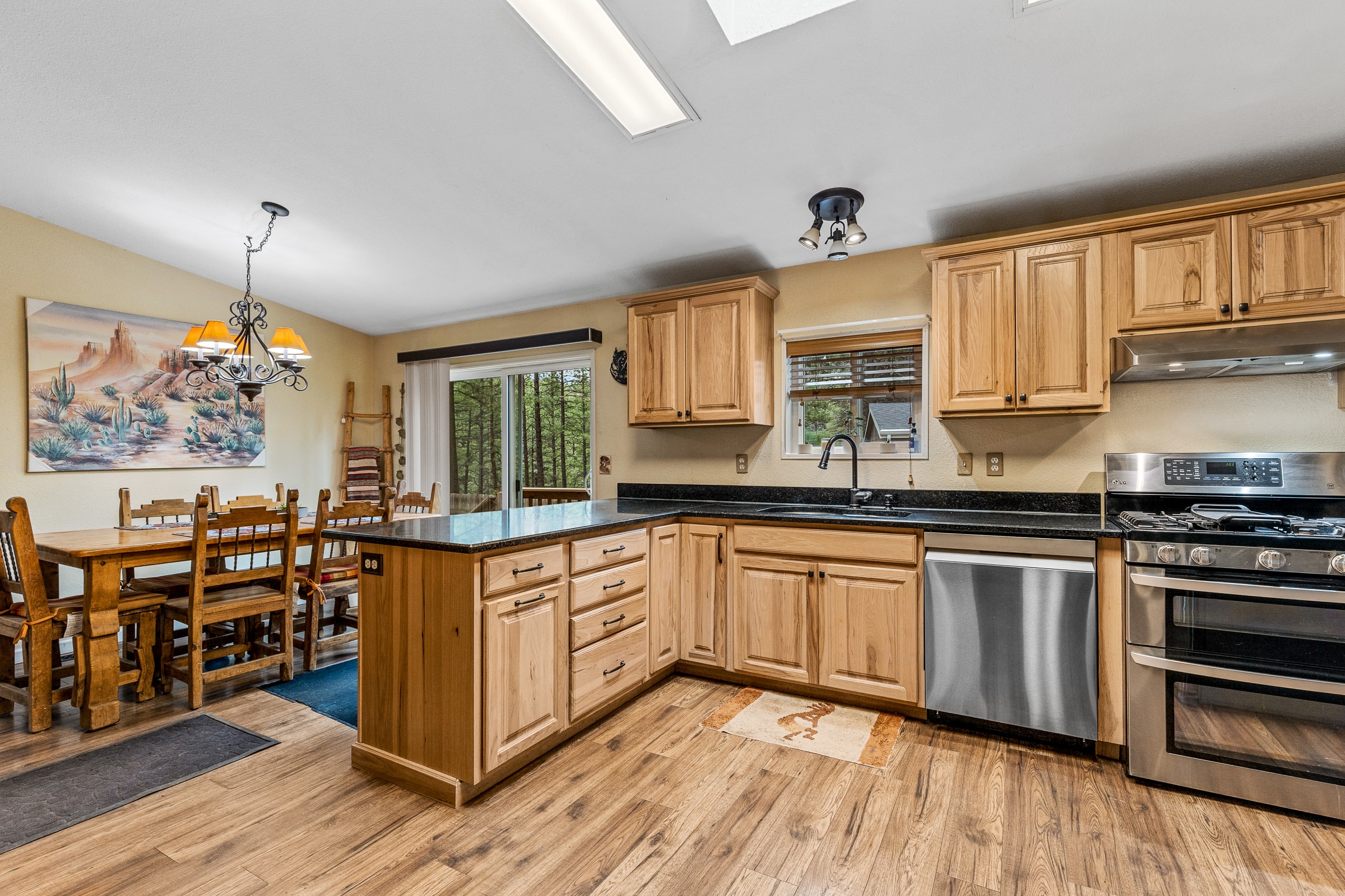 2306 W Adirondack Ave photo 7